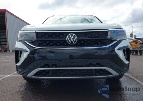 2022 Volkswagen Taos 1.5T S z USA, uszkodzony, nr VIN 3VVCX7B21NM017928